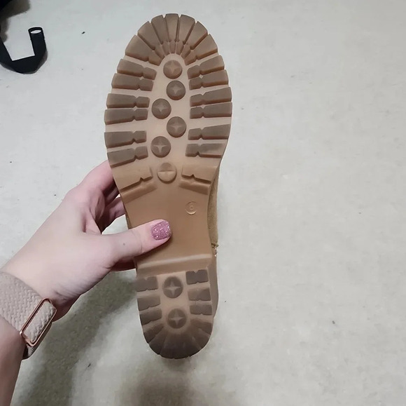 Brown heeled booties size 8 - Picture 4 of 6